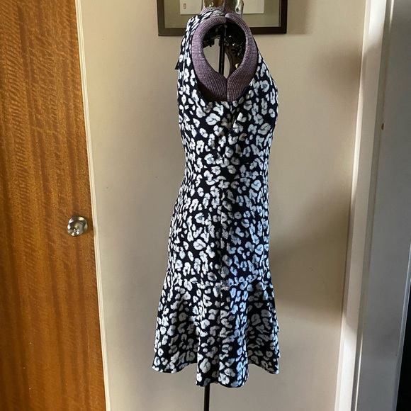 Banana Republic fit & flare dress - Picture 4 of 5